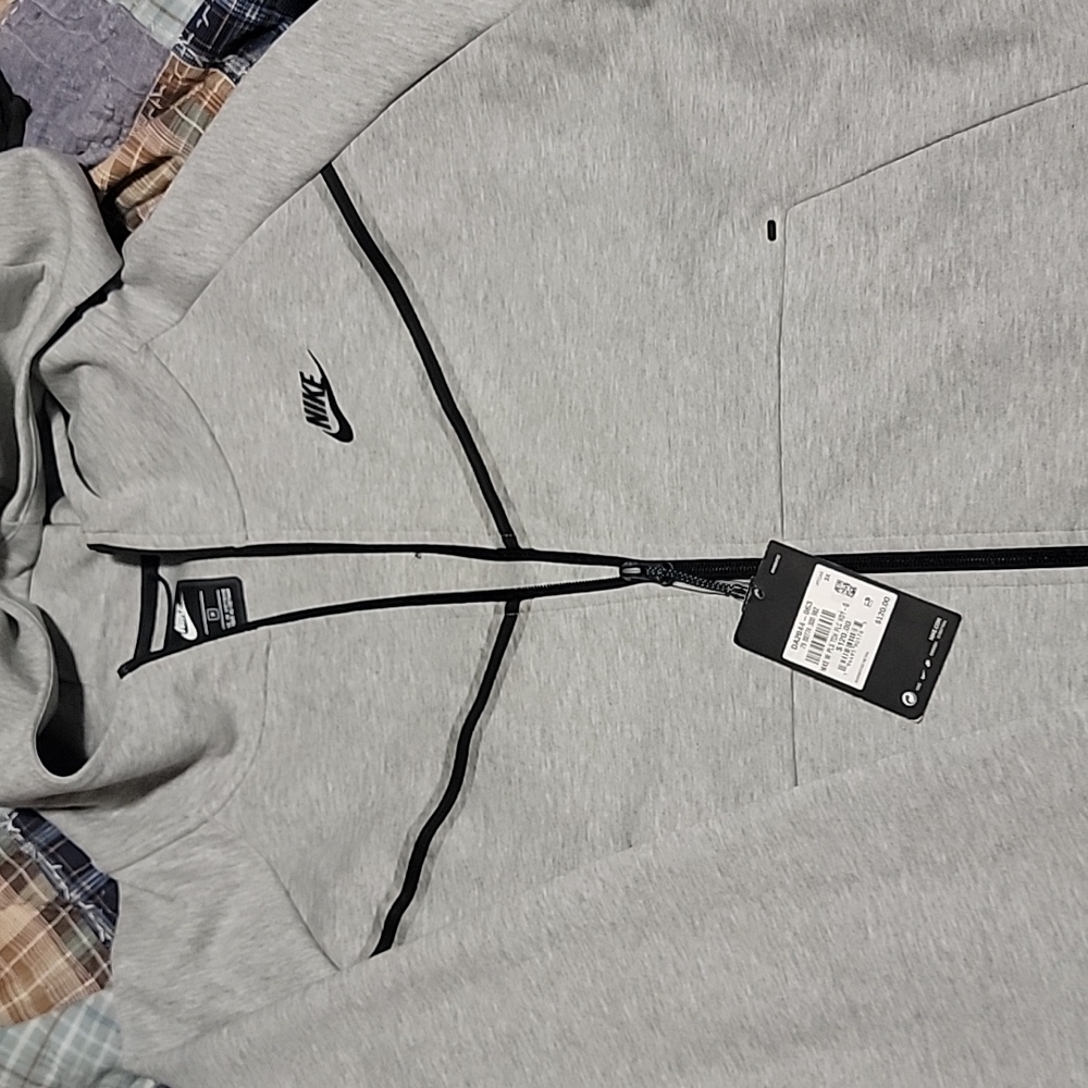 Nike tech fleece